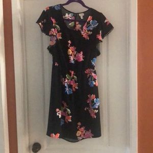 Never worn, A New Day floral dress. Size S